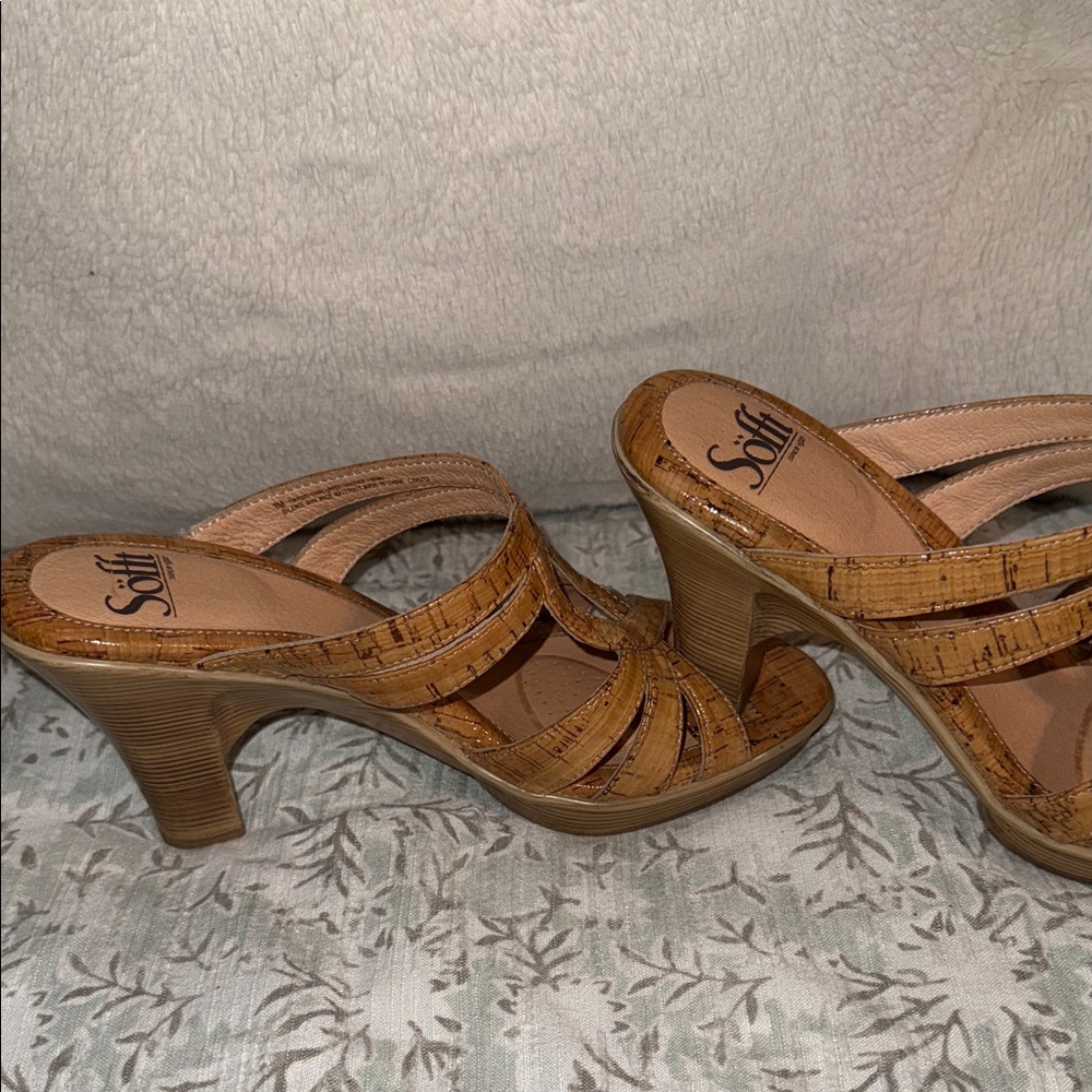 Sofft Women's Brown Strappy Heels